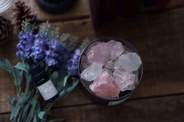 台灣獨家授權-手工能量鐵罐(中)粉+白水晶擴香石-送擴香精油10ml