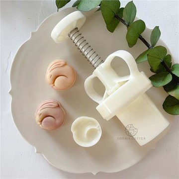20g新年迷你圓兔子綠豆糕模具中秋節小兔子月餅模一口酥手壓工具