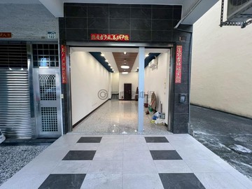 漢民商圈  商四土地 翻新 權狀五樓 透天｜高雄市小港區永順街