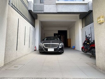 大寮商圈學區輕裝潢獨立車庫四層方正透天厝｜高雄市大寮區大智街