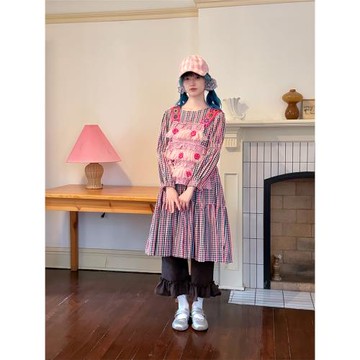 頑物所DADANAKO超值回饋手工鉤花重工拼接可調節背帶小背心裝飾