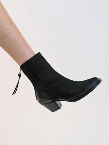 BANU NUBAK BOOTS - BLACK
