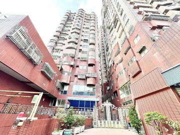 大降價急售❤️潭子新中元年3+1房車位超讚｜台中市潭子區中山路一段
