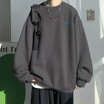 台灣出貨 大尺碼男裝M-8XL 愛心紙飛機小標 寬鬆圓領版型 簡約小圖 男生長袖大學T 換季休閒穿搭 街頭百搭風 GCU