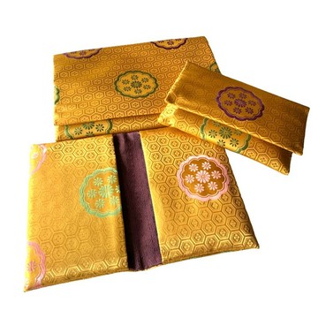 『金之華』金襴織物御朱印帳袋 B5 尺寸專用 有職文樣 龜甲菊 御朱印帳收納袋 御朱印帳袋 御朱印帳包 桐生織物