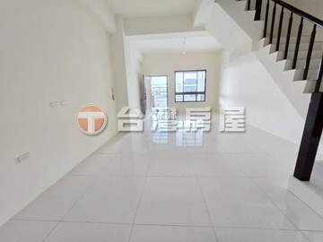 竹塘市區都內4套房車墅B3｜彰化縣竹塘鄉中興街