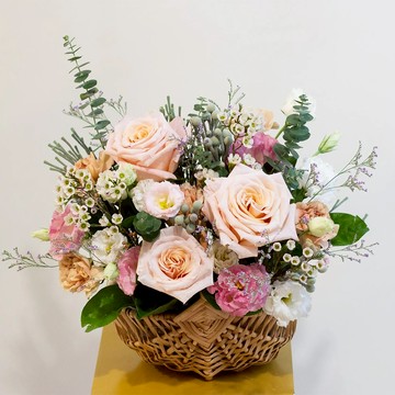 柔美的秋日【玉屋 TAMAYA】油彩暮光粉花籃 H35×W40×D25 送好友 家人 花禮 祝福 感謝 植物 花籃 舒心