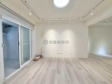 ⭐️新上架⭐️金獅湖全新裝潢三房美寓|門口可停車｜高雄市三民區金鼎路