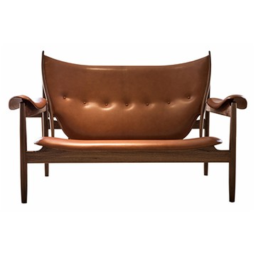 Chieftain Sofa 酋長雙人沙發（胡桃木 / 棕色皮革）