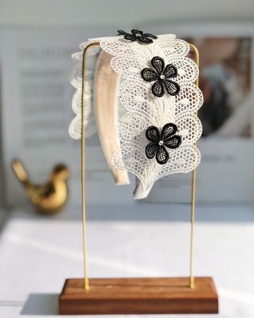 原創黑白色蕾絲花朵髮箍