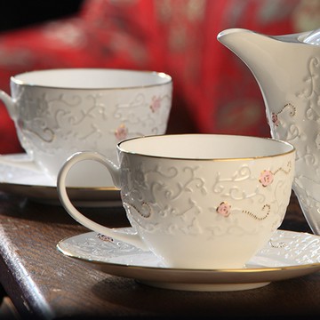 尊貴蕾絲杯盤組(一杯一盤)【B&G德國農莊】