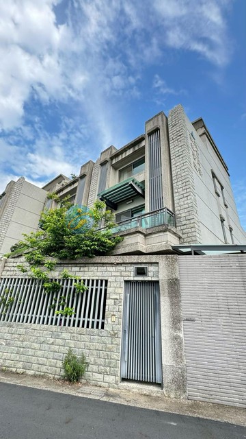 草屯中投旁孝親房雙車位新豐朗闊豪邸｜南投縣草屯鎮新豐路