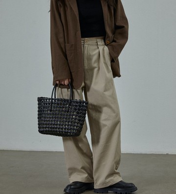 復古斜紋感闊腿褲 | 褲腳小卷邊設計直筒寬鬆 | 高腰休閒基礎長褲