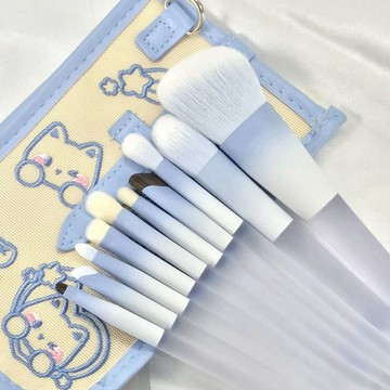 李琦初學者化妝刷全套眼部粉刷學生平價可收納便攜鼻子修容刷腮紅
