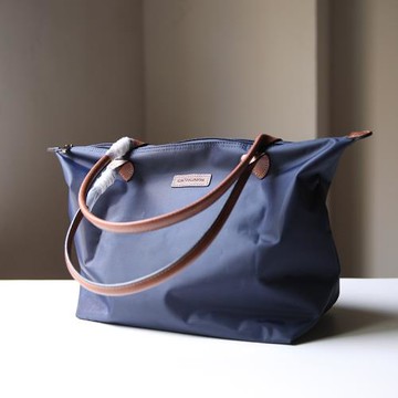 cathcarm/凱絲卡同款餃子包面料大容量簡約版防水尼龍輕便可折疊