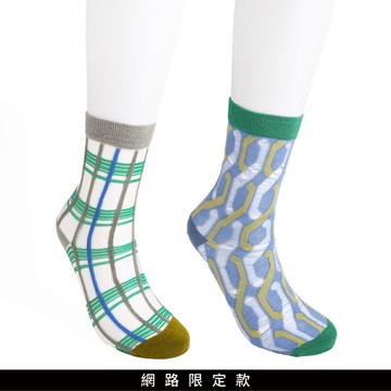 SO NICE 線條鏤空中筒襪