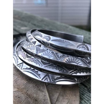 澳洲悉尼Mezen手工銀飾印第安納瓦霍純銀三角圖騰男生開口鐲手環