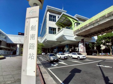 1950萬3房2廳2衛劍南路站~｜台北市內湖區內湖路一段