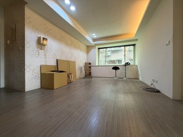 景安捷運優質2+1房｜新北市中和區中興街