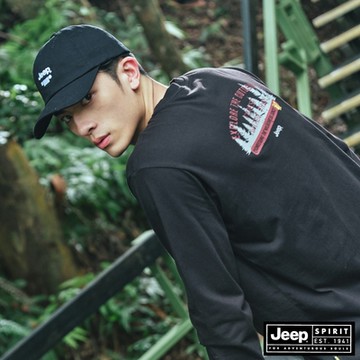 JEEP 男裝 山林圖騰口袋純棉長袖T恤-黑色