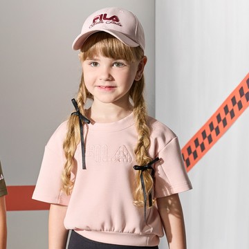 FILA KIDS #復古飛馳 女童短袖莫代爾太空棉短版上衣-粉色(幼兒) 5TEZ-8026-PK