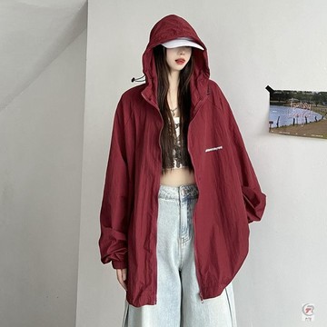 🎈流行女裝🎈美式酒紅色防曬衣服女夏冰絲運動棒球服情侶日系工裝外套oversize