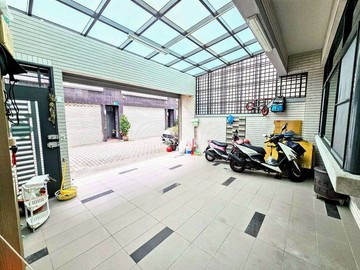 ~獨家~北區文元學區傳統雙車透天別墅｜台南市北區北安路一段