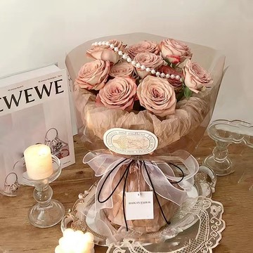 預購【LAMIE】  紅茶色-卡布奇諾玫瑰花+珍珠鏈花束 仿真香皂花  花束