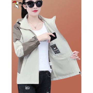 啄木鳥戶外沖鋒衣女款2026新款春秋冬媽媽寬松夾克三合一加厚外套