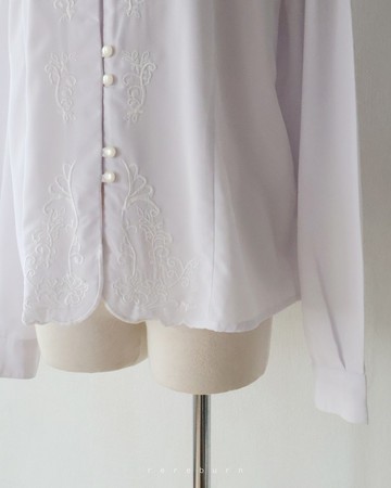 復古刺繡領寬鬆歐美版型長袖白色古著襯衫