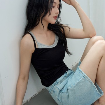 假兩件撞色直紋高彈力細肩帶固定杯BRA TOP