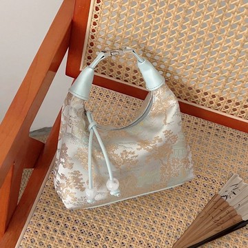 🚚臺灣出🚚國風絲綢刺繡旗袍包包女2025新款夏季斜挎餃子包古風新中式手提包