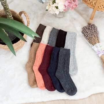 正韓羊毛襪 美麗諾羊毛 中筒襪 羊毛襪 保暖襪 登山襪 冬襪 厚毛襪 抗寒襪 日系襪 雪地襪 台灣出貨 台灣賣家