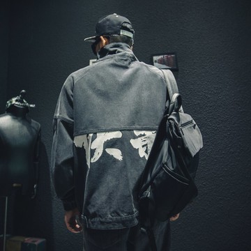 春季牛仔外套男寬松潮牌翻領工裝夾克大碼潮流百搭黑灰色上衣春秋