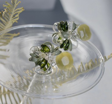 抹茶馬卡龍 日本樹脂手工耳環/耳夾