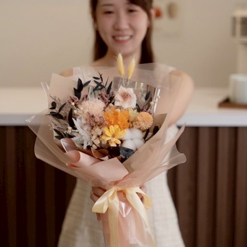 【閒暇人花藝設計】love u 系列康乃馨花束  蜜糖香檳色永生康乃馨 / 母親節花束 母親節禮物