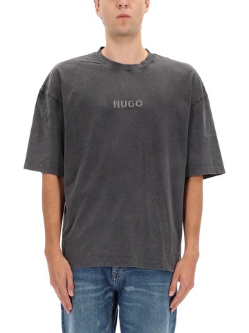 hugo t-shirt with logo