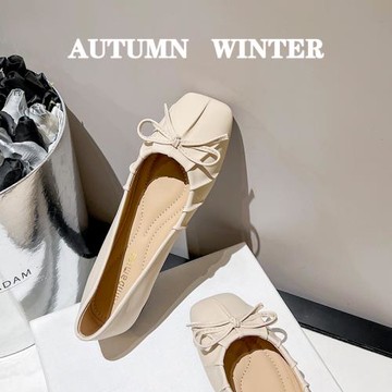 法式氣質方頭單鞋女平底2023年新款秋季小香風女士軟底配裙子瓢鞋