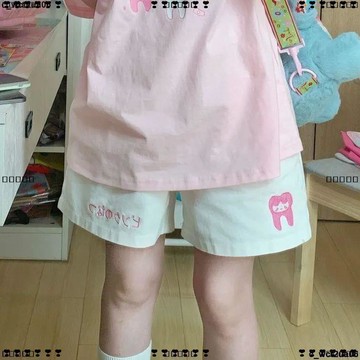 超實惠 十 辣妹短褲 包臀褲 甜美可愛刺繡牙齒休閒運動短褲女新款直筒百搭寬鬆顯瘦闊腿褲
