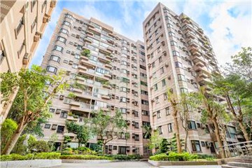 敦北翠苑三房+車位｜台北市松山區敦化北路