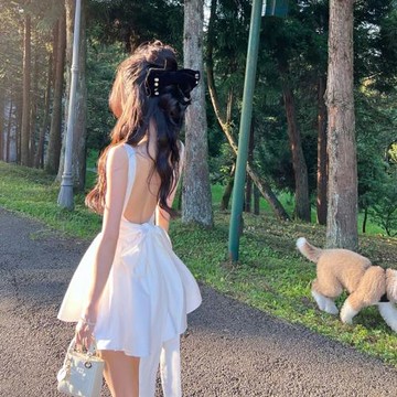 《當天發》純欲風露背吊帶連衣裙女2023夏季新款氣質白色a字裙子
