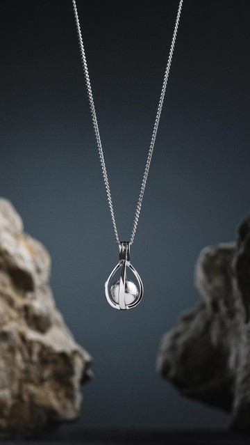 世界捕手Muonionalusta吊坠