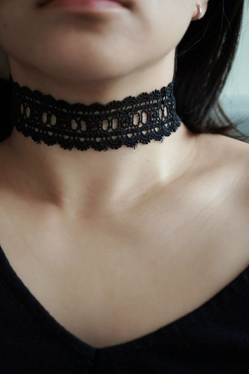 寬版窗花蕾絲CHOKER-黑/白 SV925/銀合金