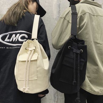 潮包簡約日系文藝帆布背包胸包男ins休閑水桶包斜挎包單肩包