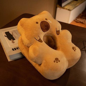 跨境可愛卡皮巴拉水豚冰感清涼中空設計午睡枕現貨批發