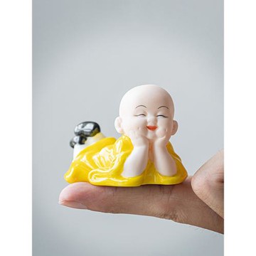 陶瓷可愛小和尚車載擺件車內飾品裝飾創意個性汽車擺件保平安公仔