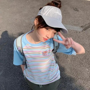 藍色插肩袖條紋拼接t恤女夏季撞色甜美運動休閒百搭寬鬆上衣ins潮圓領短袖T恤 小個子短袖 女生t恤 寬鬆顯瘦T恤 少女衣
