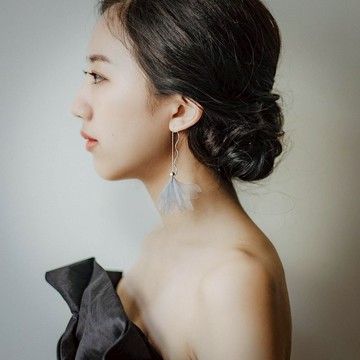Dorothy 波浪銀針設計款垂墜染色紗花耳環