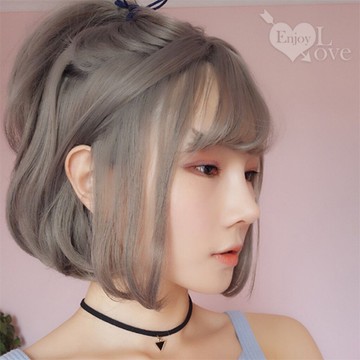 假髮 搭配專區 成人or裝扮假髮 ‧ 空氣瀏海Ｃ字內灣燙短直髮 / 奶奶灰
