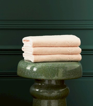 Yves Delorme Nature Hand Towel